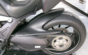 DUCATI DIAVEL CARBON 2014 ZDMG105JAEB