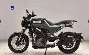 HUSQVARNA SVARTPILEN 401 2020