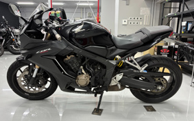 HONDA CBR650R 1992 RH03