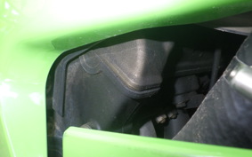 KAWASAKI ZX 10 NINJA R 2004 ZXT00C