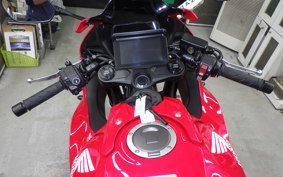 HONDA CBR650R E-Clutch 2025 RH17