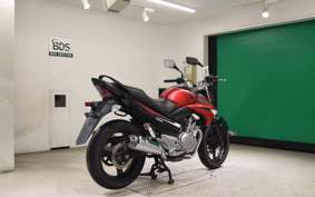 SUZUKI GSR250 2022