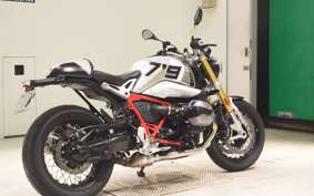 BMW R NINE T 2024