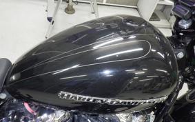 HARLEY FXBRS1870 2018