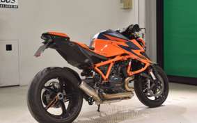 KTM 1290 SUPER DUKE R 2021