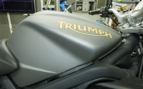 TRIUMPH STREET TRIPLE R 2009