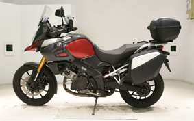 SUZUKI Vｽﾄﾛｰﾑ1000A 2014 VU51A