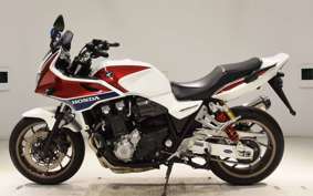 HONDA CB1300SB SUPER BOLDOR 2014 SC54
