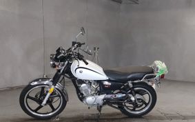 YAMAHA YB125SP PCJL