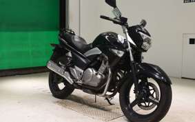 SUZUKI GSR250 2026