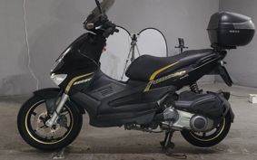 GILERA GILERA RUNNERST200 ..