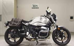 BMW R NINE T PURE 2023