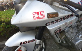 SUZUKI GSX250S KATANA GJ76A