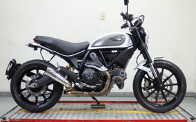 DUCATI  DUCATI  SCRAMBLER  ICON  2017 K102