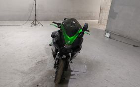 KAWASAKI  NINJA H2 SX SE ZXT02P