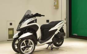 YAMAHA TRICITY 125 1997 SE82J