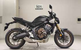 HONDA CB650R E-Clutch 2026 RH17