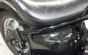 YAMAHA DRAGSTAR 1100 CLASSIC 2001 VP13J