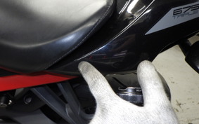 TRIUMPH DAYTONA 675 ABS 2015