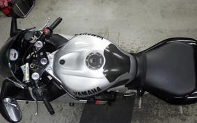 YAMAHA YZF-R6