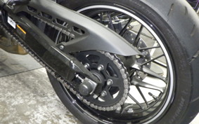 KAWASAKI Z900RS 2025 ZR900K