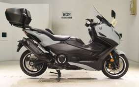 YAMAHA T-MAX 560 T 2025 SJ21J