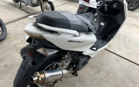 YAMAHA MAJESTYS SG28J