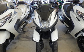 YAMAHA TRICITY 125 SE82J