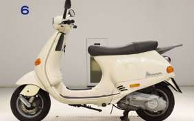 VESPA 125ET4