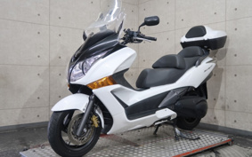 HONDA SILVERWING400GT 2015 NF03