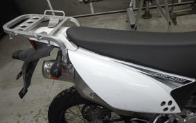 KAWASAKI KLX125