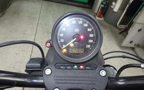 HARLEY XL883N 2015