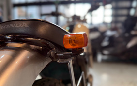 HONDA CB223S MC40