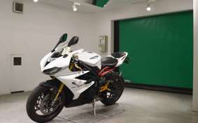 TRIUMPH DAYTONA 675 R 2015