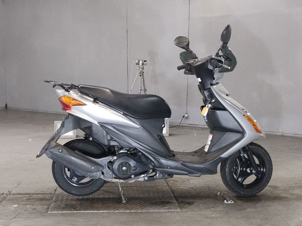 Фото Suzuki ADDRESS V125 с японского аукциона