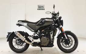 HUSQVARNA SVARTPILEN 401 2021