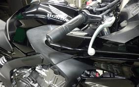 HONDA CBR650F 2014 RC83