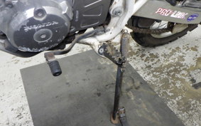 HONDA XLR250R Gen.4 2000 MD22