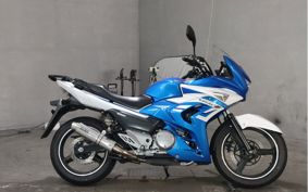 SUZUKI GSR250F GJ55D