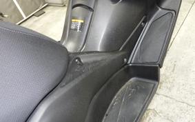 YAMAHA X-MAX 250 SG70J