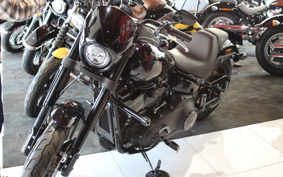 HARLEY FXLRS 2025 YWK