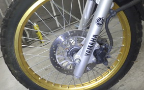 YAMAHA SEROW 250 Gen.2 2002 DG17J