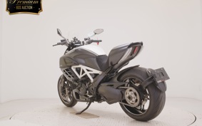 DUCATI DIAVEL AMG 2012