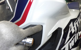 HONDA CRF1000L AFRICA TWIN DCT 2017 SD04