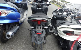 YAMAHA T-MAX 560 T 2020 SJ19J