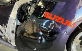 SUZUKI GSX-R1100 1988 GU74A