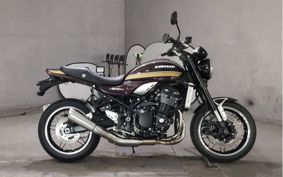 KAWASAKI Z900RS 2025 ZR900K