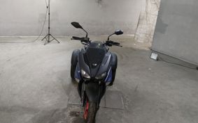 YAMAHA X FOUR  STRIKE  SG79J