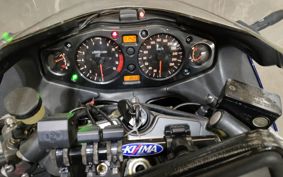 SUZUKI GSX-1300R HAYABUSA 2004 GW71A