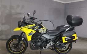 SUZUKI V-STROM 250 DS12E